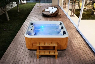 Jacuzzi