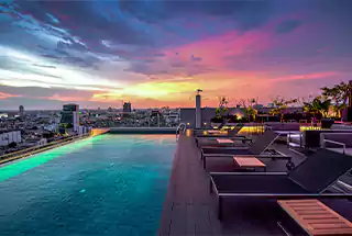 Rooftop Infinity Pool